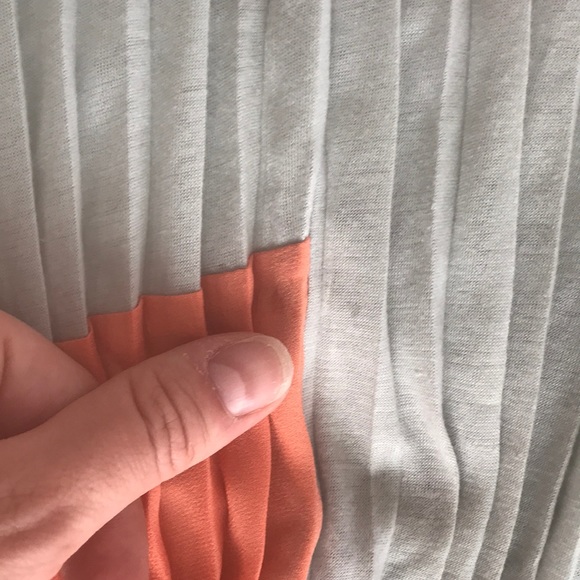 One September anthro top - Picture 6 of 7